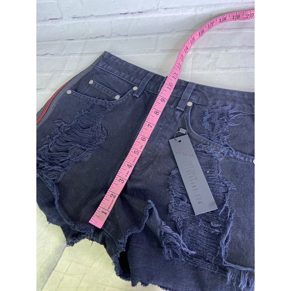 LF The Brand Shorts Women Size 26 Black Button-fly Red Zip Detail Cut-offs NEW - Picture 10 of 11